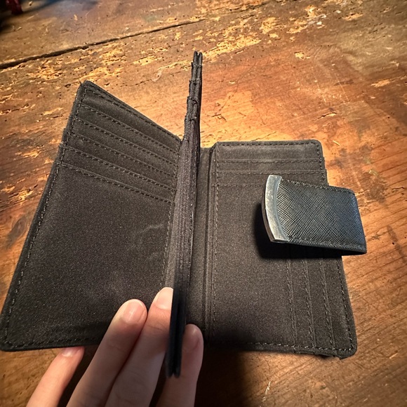 Black wallet - Picture 4 of 5